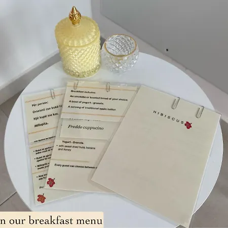 Hibiscus And Breakfast , Апарт-отель
