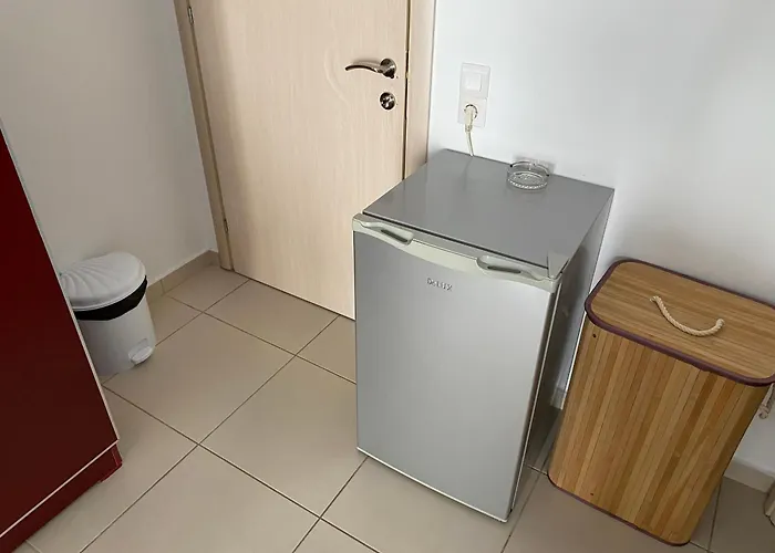 Hibiscus And Breakfast ,