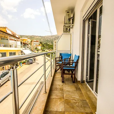Lägenhetshotell Hibiscus Accommodations , Himare 3*