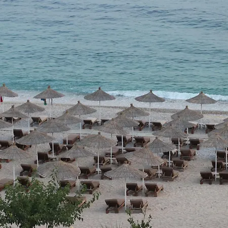 Lägenhetshotell Hibiscus Accommodations , Himare