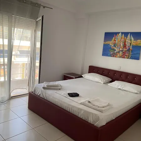 Hibiscus Accommodations , Himare 3*