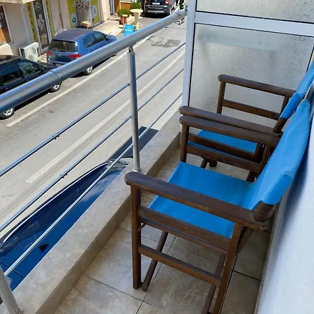 Hibiscus Accommodations , Himare Lägenhetshotell Himare