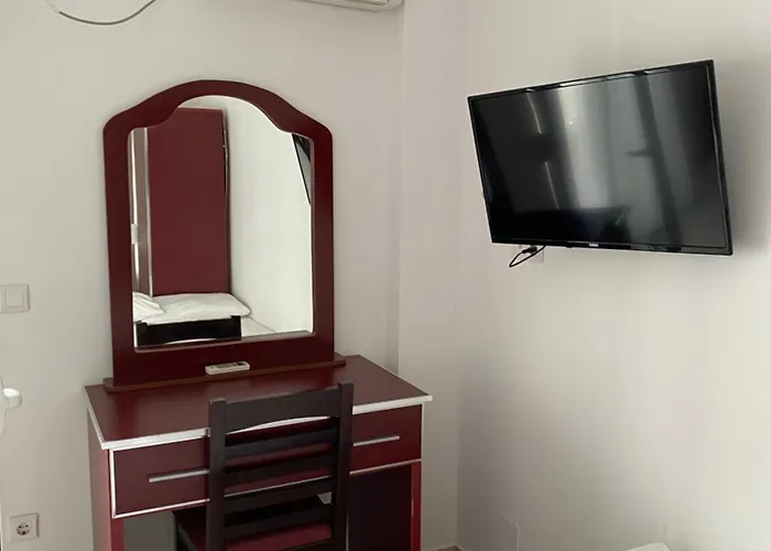 Apartmanhotel Hibiscus And Breakfast , 3*